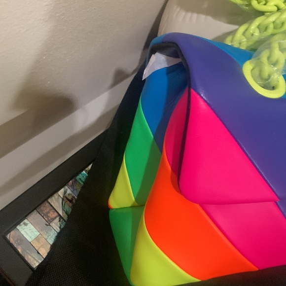 Kurt Geiger London Large Brixton Lock Leather Convertible Bag - Picture 6 of 16